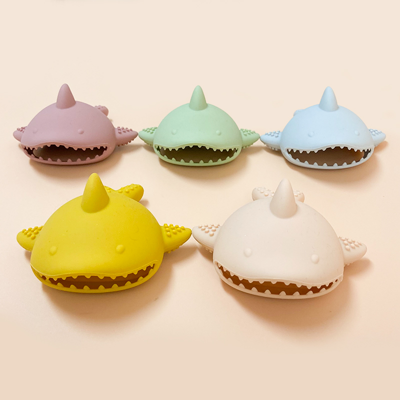 1pcs Silicone Shark Baby Brace - Baby Products Photos recension och pris
