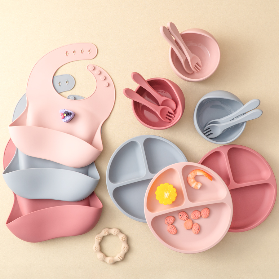 5Pcs Baby Silicone Feeding Set - Baby Led Weaning Set recension och pris