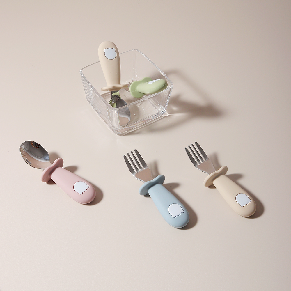 Baby Panda Shape Silicone Spoo - Baby Led Weaning Set recension och pris